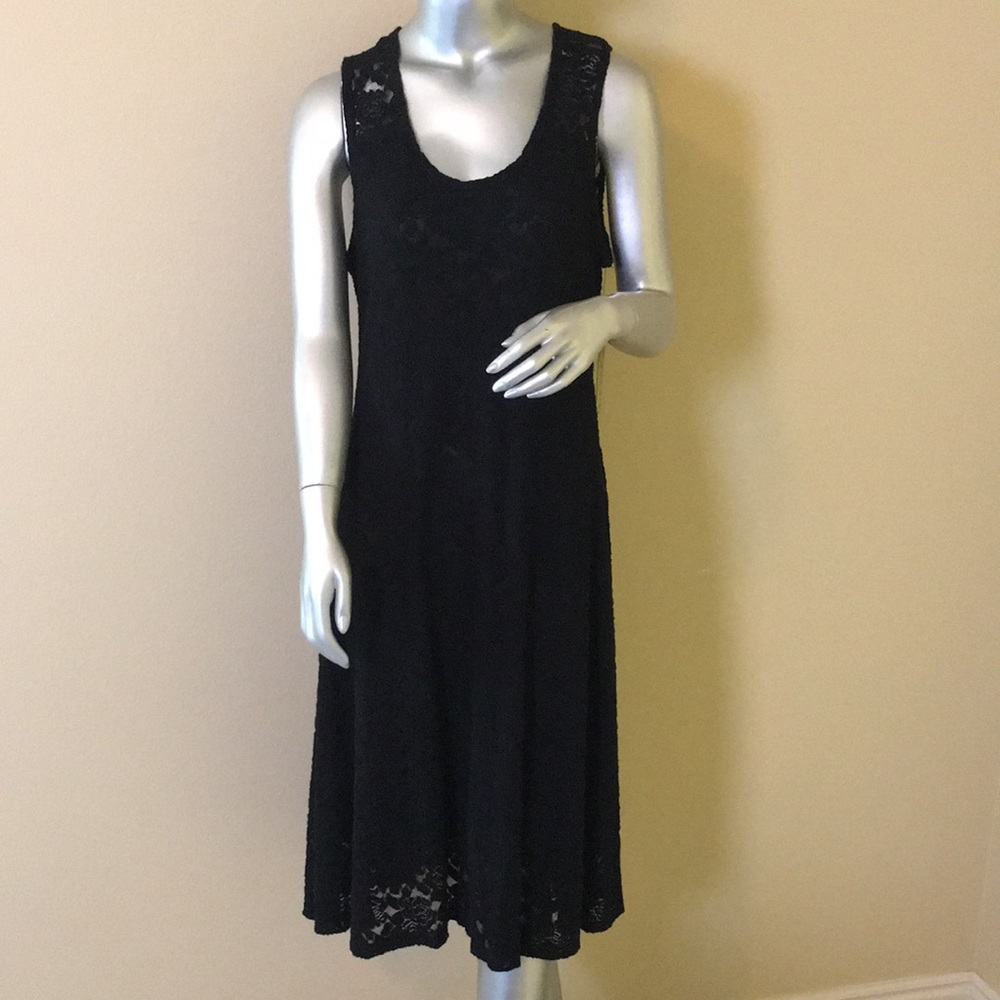 TARA VAO | Black Floral Rose 🌹 Lace  Dress